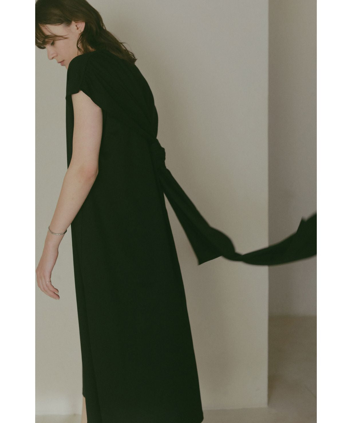 マノフ MANOF DRAPE RIBON 2WAY COMBI DRESS (WHITE) WHITE