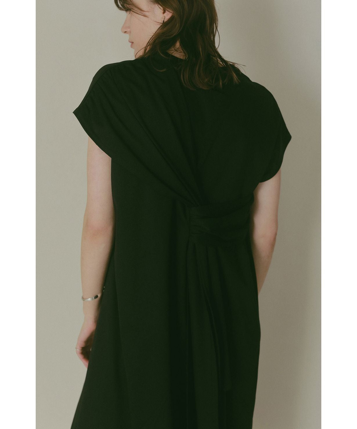 マノフ MANOF DRAPE RIBON 2WAY COMBI DRESS (WHITE) WHITE
