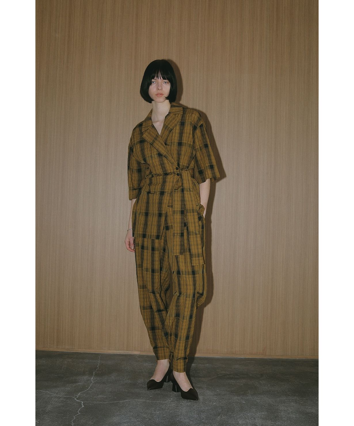 マノフ MANOF BELTED GATHER PANTS (CAMEL) CAMEL