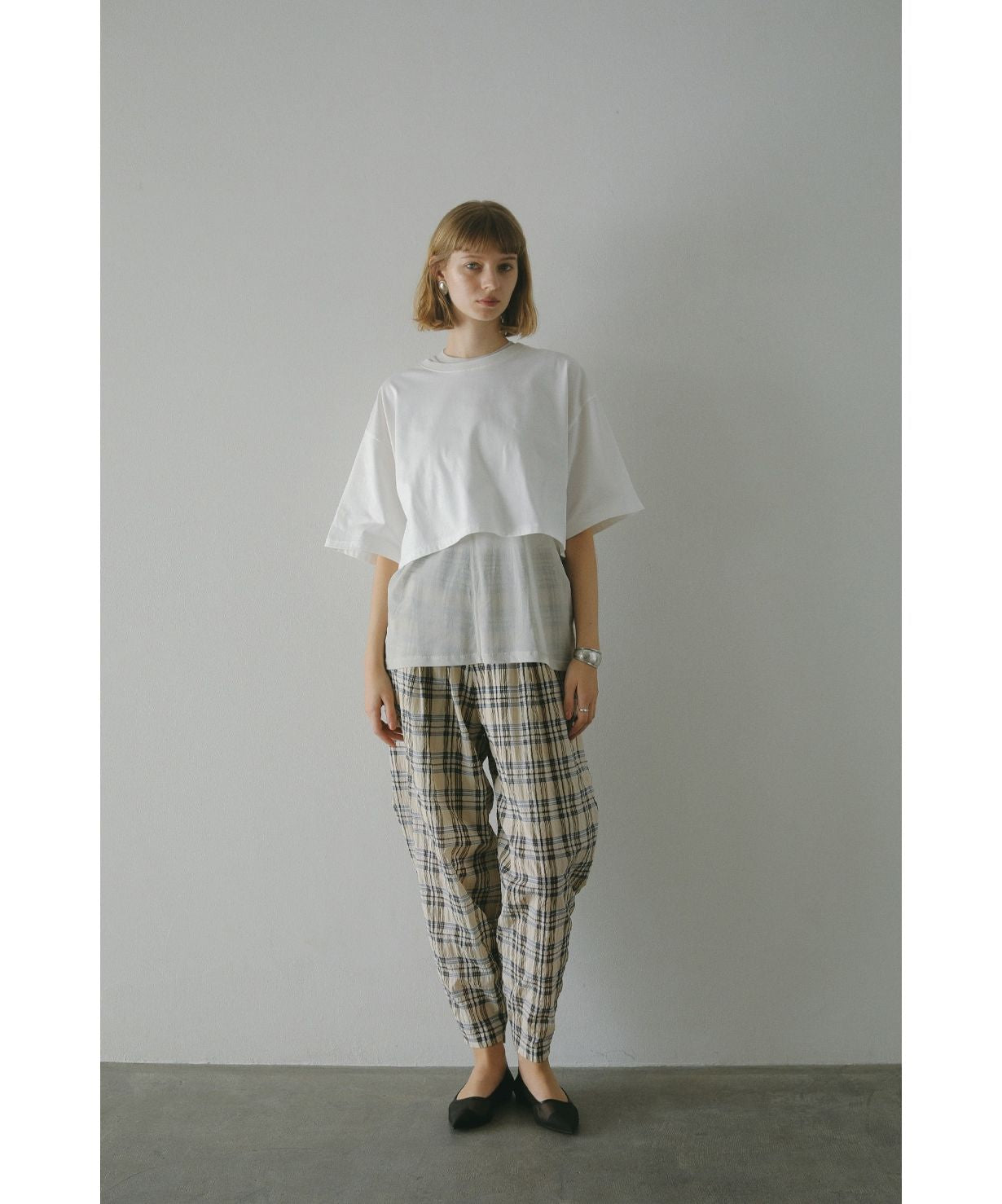 マノフ MANOF BELTED GATHER PANTS (CAMEL) CAMEL