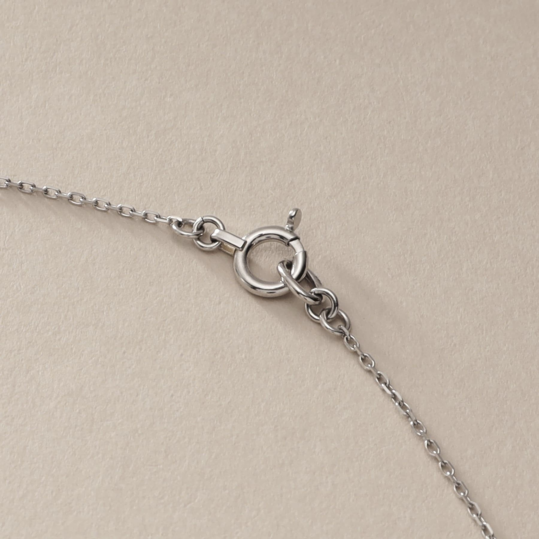 ココシュニック COCOSHNIK プラチナ ダイヤモンド グラデーション11石 ネックレス (プラチナ(904)) プラチナ(904)