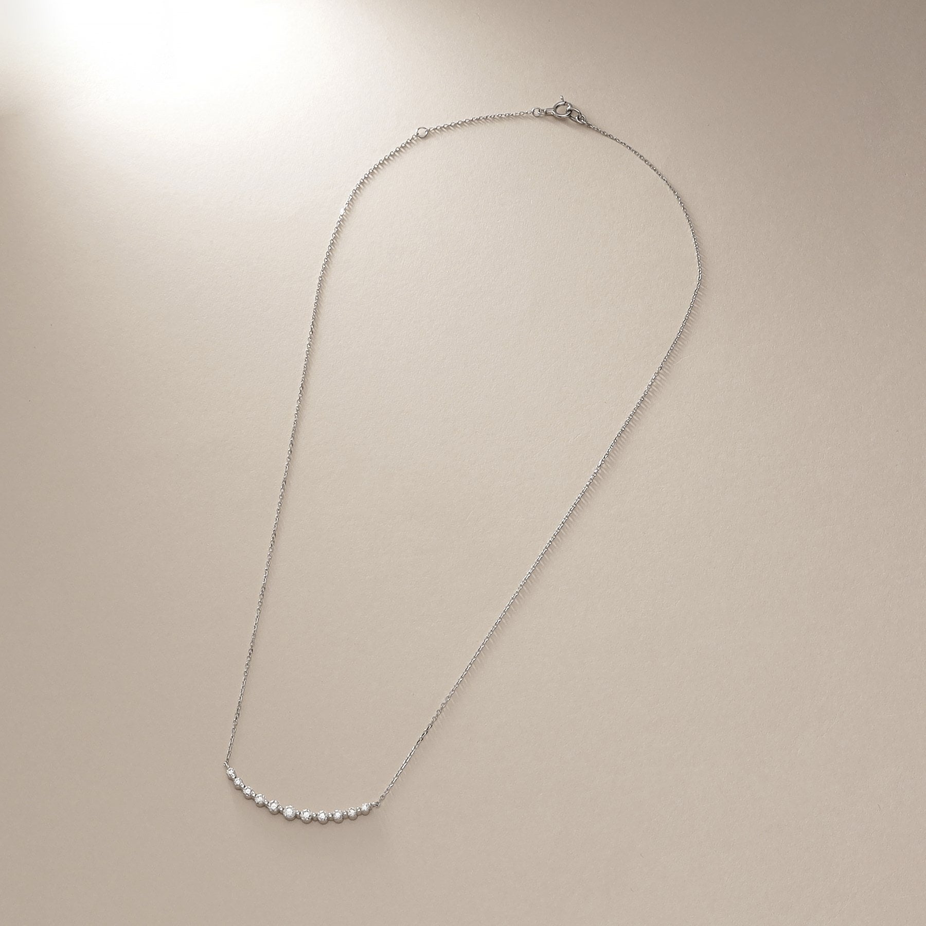 ココシュニック COCOSHNIK プラチナ ダイヤモンド グラデーション11石 ネックレス (プラチナ(904)) プラチナ(904)