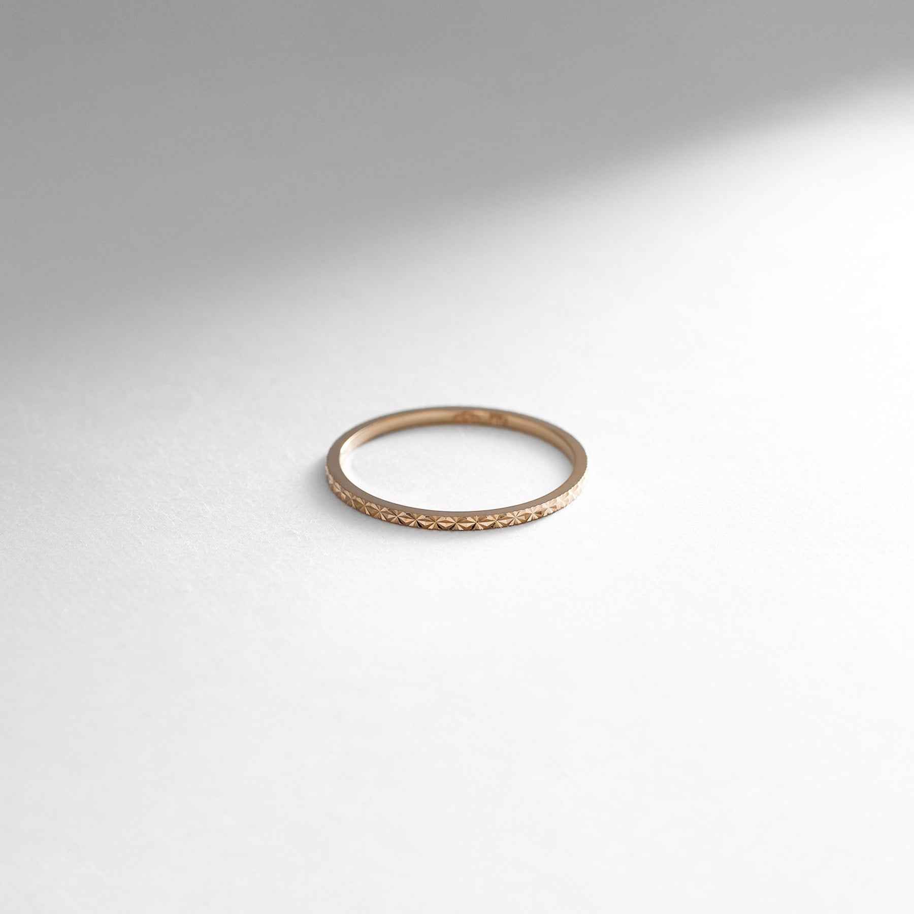 ココシュニック COCOSHNIK カットワーク極光リング(#16) (イエローゴールド) イエローゴールド(100)