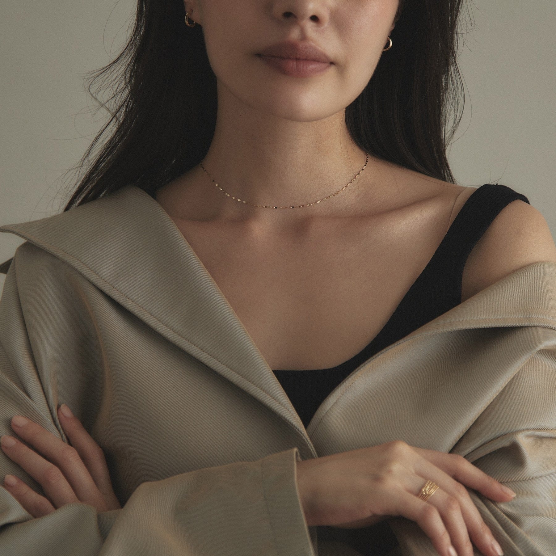 ココシュニック COCOSHNIK フラワークロス ネックレス (イエローゴールド) イエローゴールド(100)