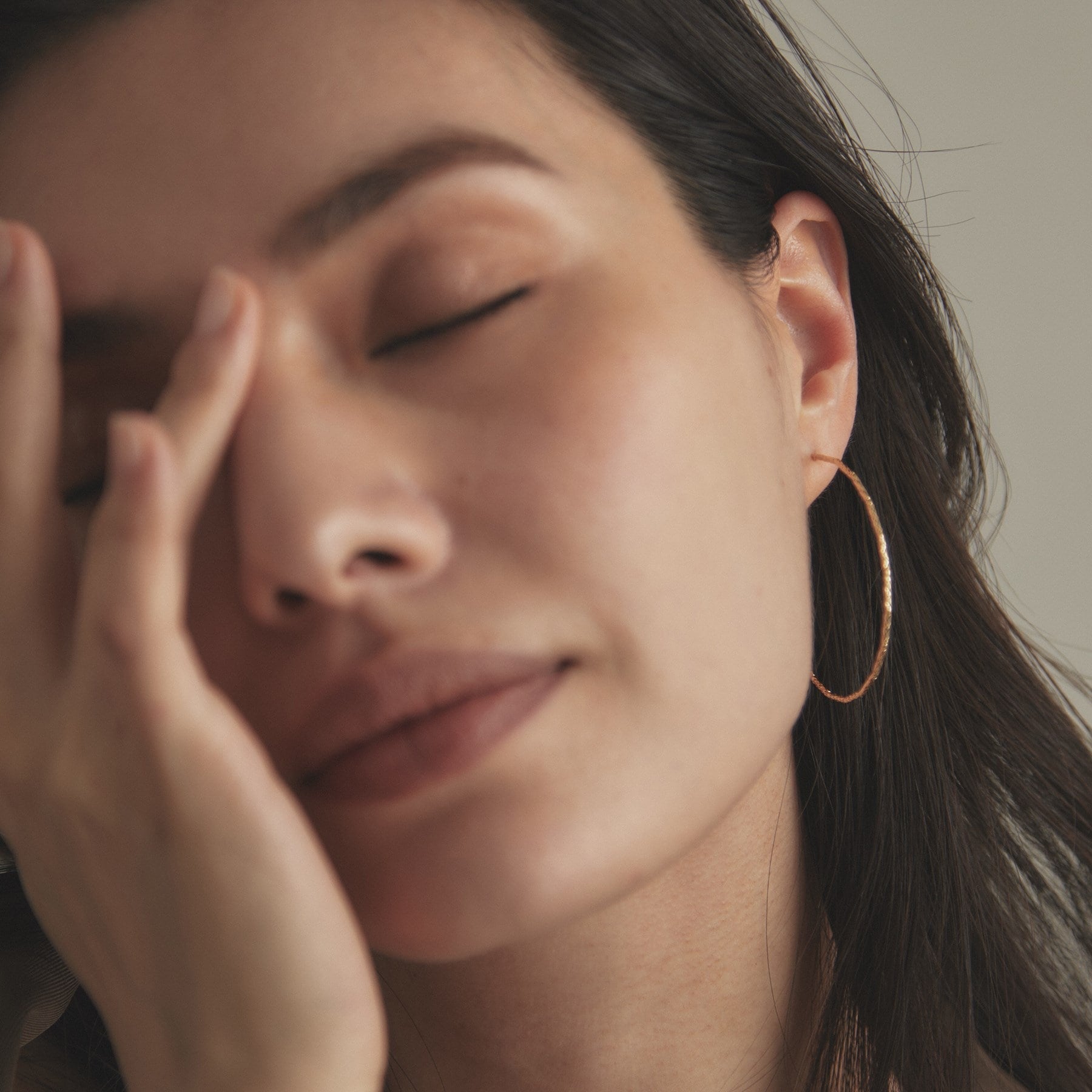 ココシュニック COCOSHNIK ミラーカットビーズ フープピアス(中) (イエローゴールド) イエローゴールド(100)