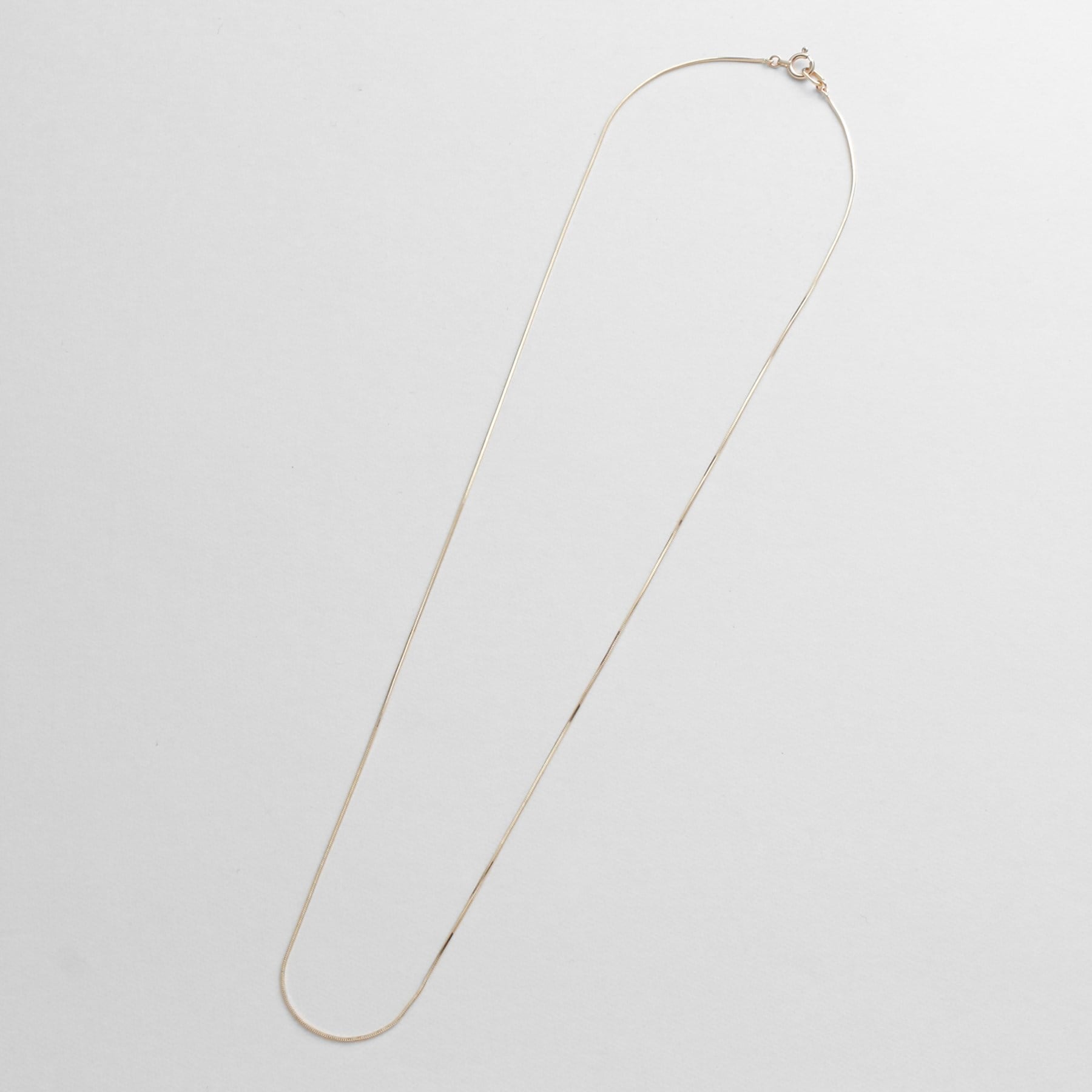 ココシュニック COCOSHNIK コンパクトチェーン ネックレス (イエローゴールド) イエローゴールド(100)