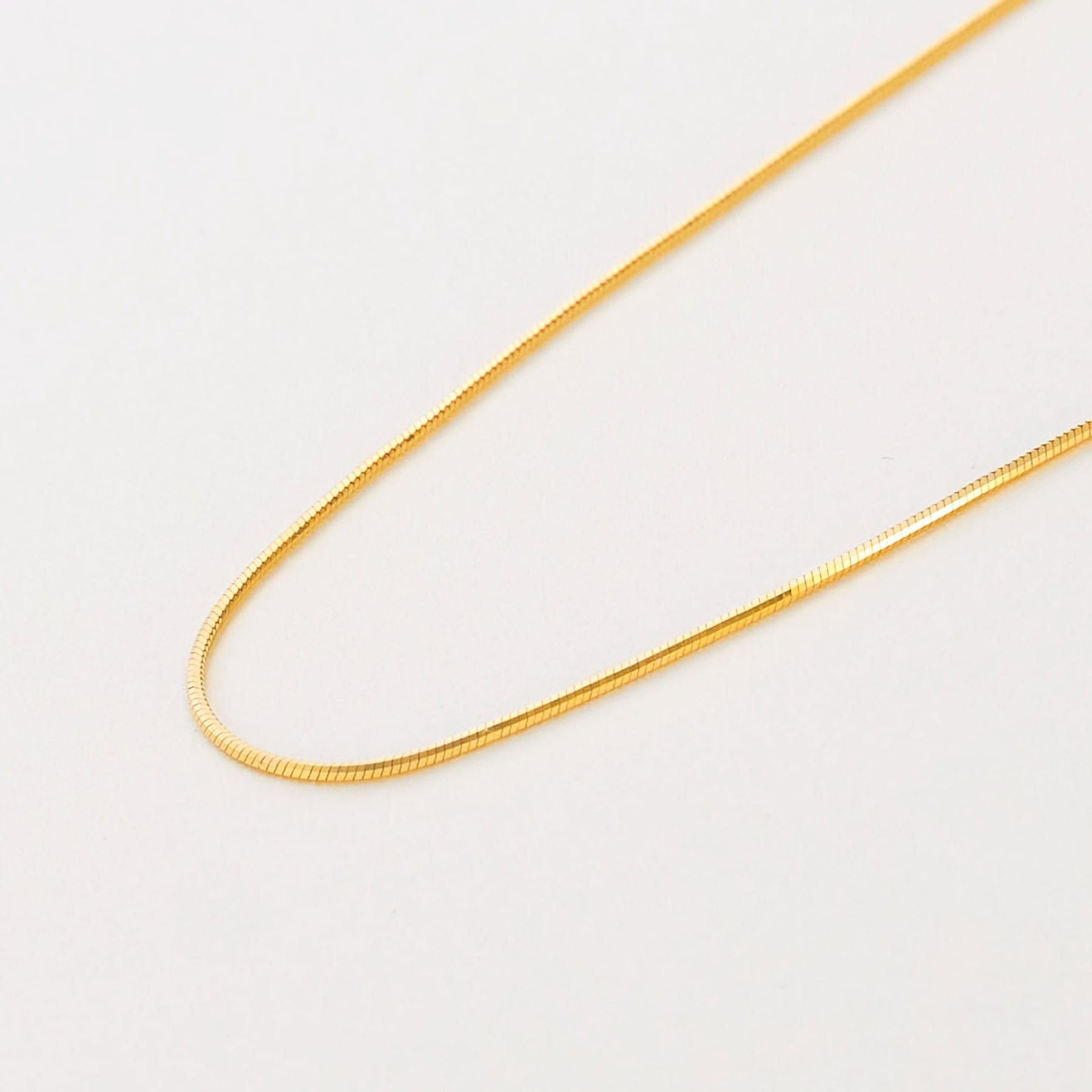 ココシュニック COCOSHNIK コンパクトチェーン ネックレス (イエローゴールド) イエローゴールド(100)