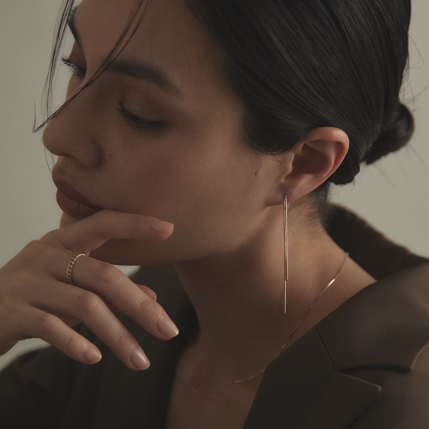 ココシュニック COCOSHNIK K10コンパクトチェーン フリンジ スタッドピアス イエローゴールド(100)