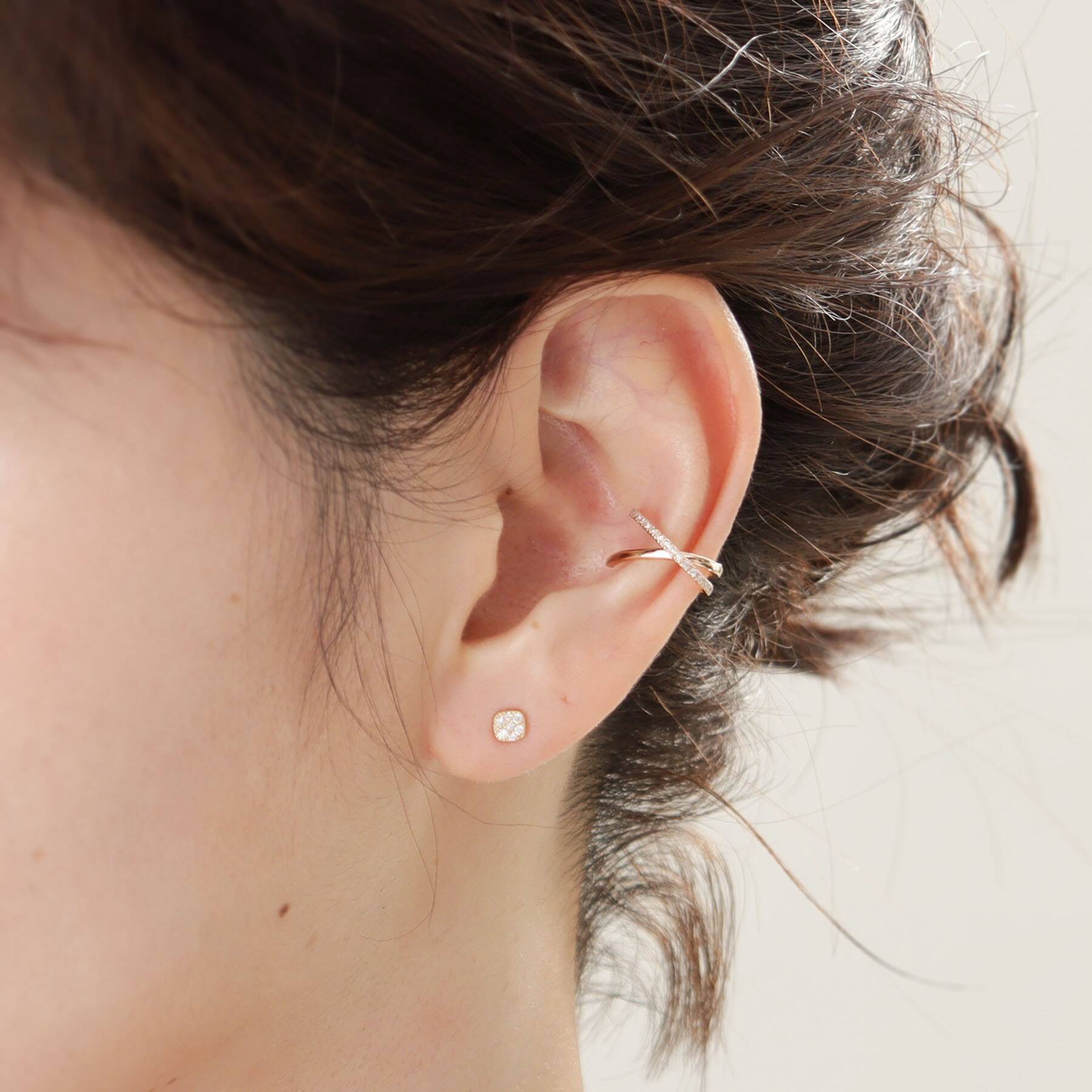 ココシュニック COCOSHNIK K18ダイヤモンド ランダムパヴェ スクエア スタッドピアス (イエローゴールド) イエローゴールド(104)