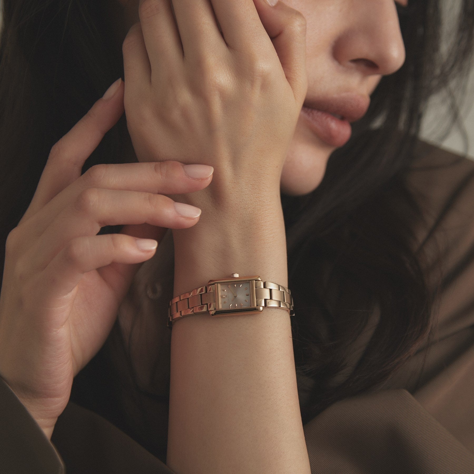 COCOSHNIK RG Square Metal Band Watch