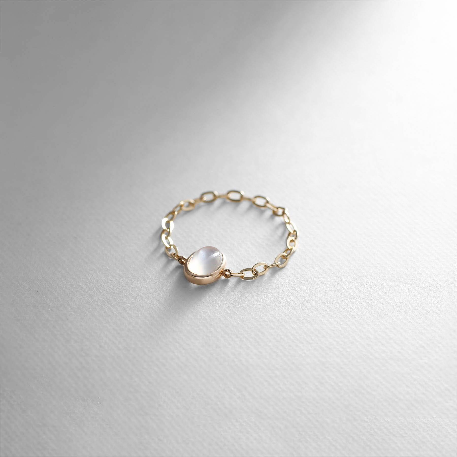 ココシュニック COCOSHNIK 【WEB限定】K10ムーンストーン チェーンリング