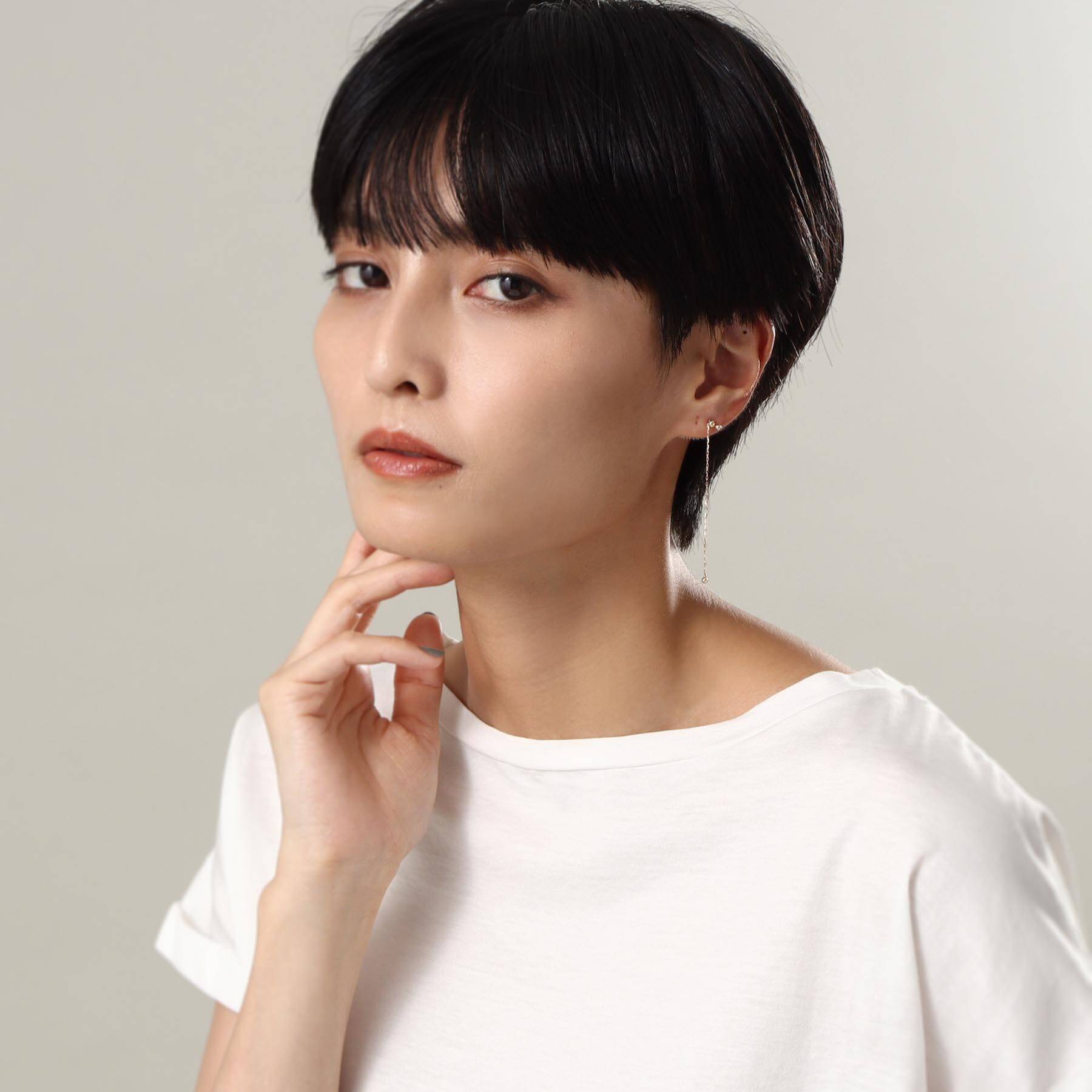 ココシュニック COCOSHNIK 中空ボールスライドチェーン スタッドピアス