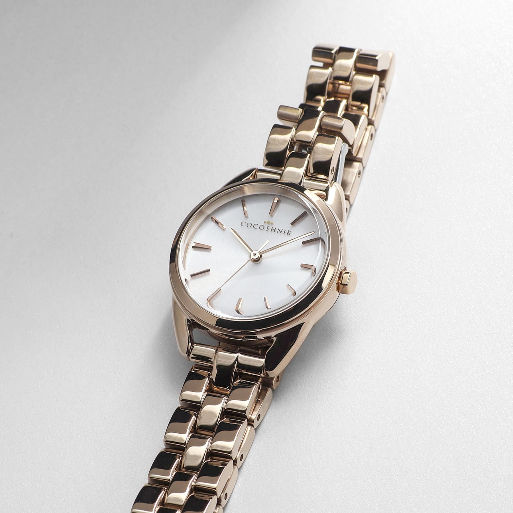 COCOSHNIK RG Round Bracelet Watch