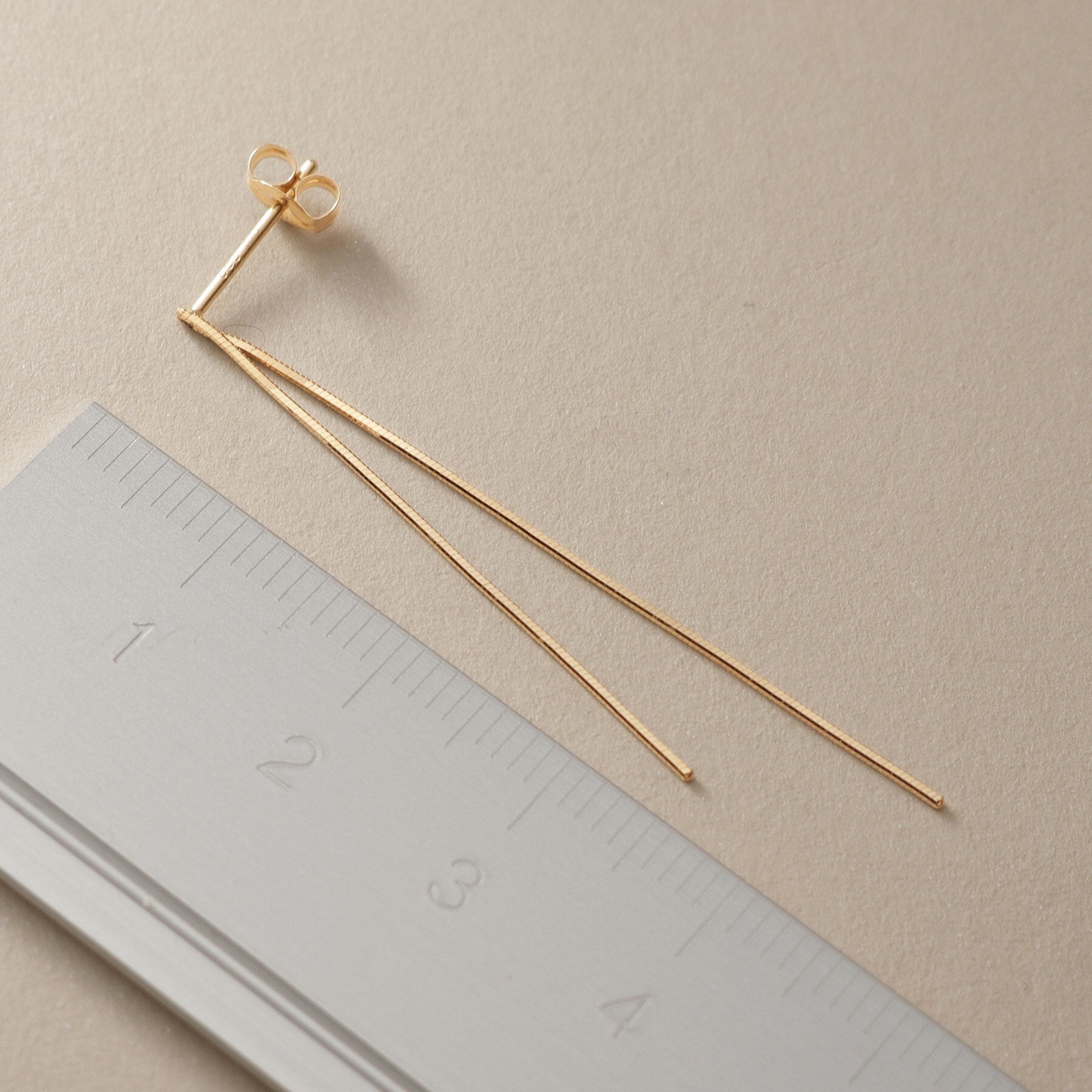 ココシュニック COCOSHNIK K18コンパクトフリンジ スタッドピアス (イエローゴールド(100)) イエローゴールド(100)