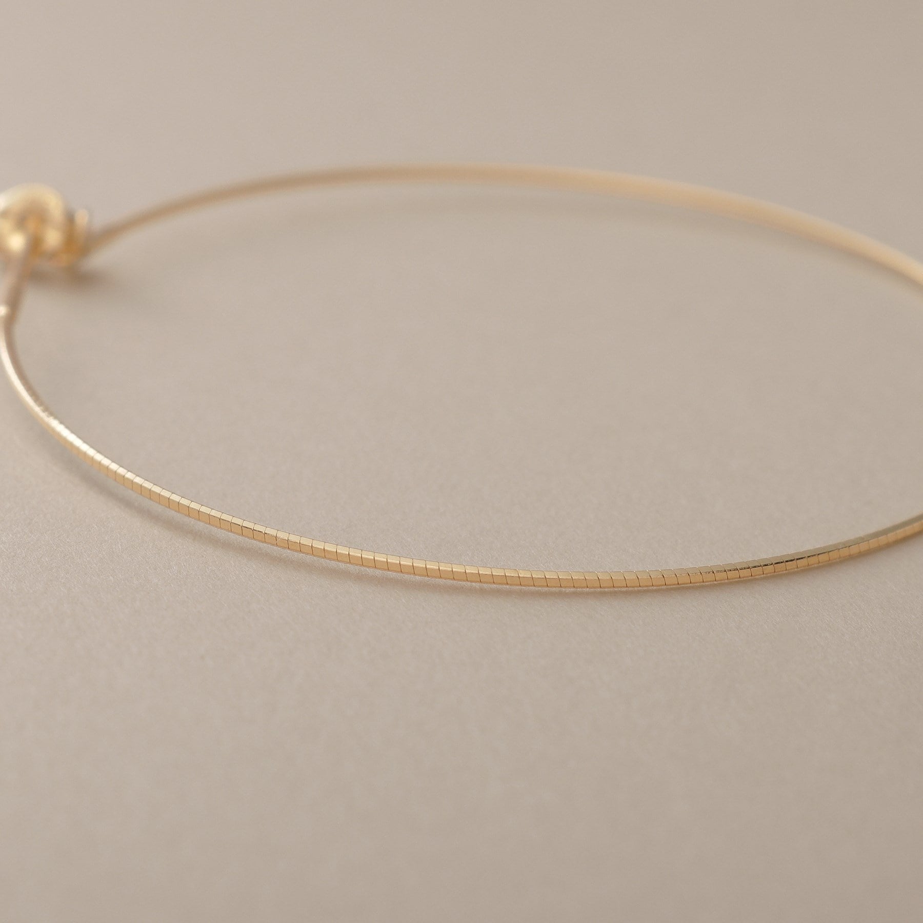 ココシュニック COCOSHNIK K18オメガチェーン フープピアス大 (イエローゴールド(100)) イエローゴールド(100)