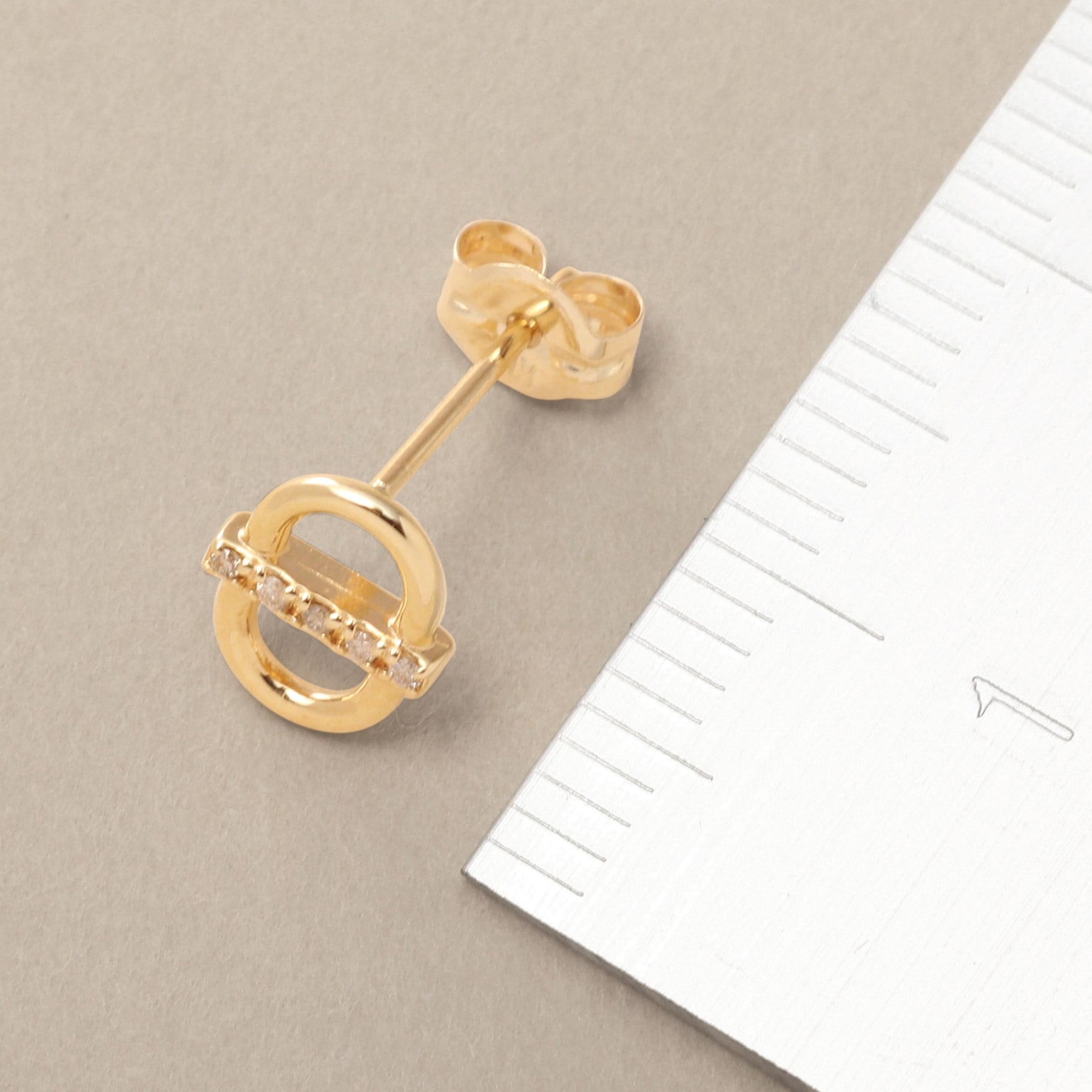 ココシュニック COCOSHNIK K10ダイヤモンド PCモチーフ スタッドピアス (イエローゴールド(104)) イエローゴールド(104)