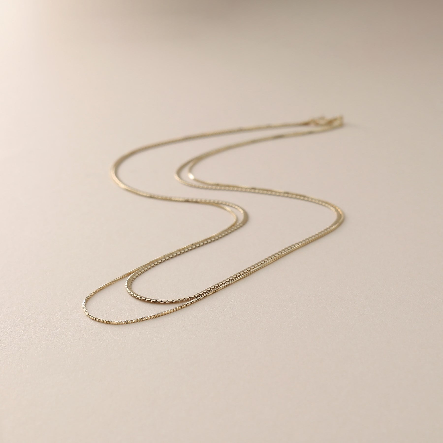 ココシュニック COCOSHNIK K10ベネフラット×ベネレイヤード ネックレス (イエローゴールド(100)) イエローゴールド(100)