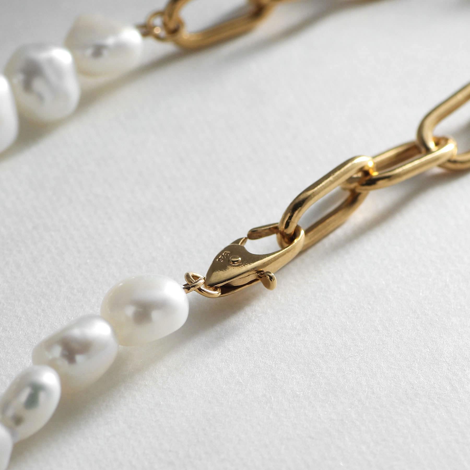 COCOSHNIK ONKITSCH COCOSHNIK ONKITSCH 銀色 巴洛克珍珠 鏈混合 手環L GP