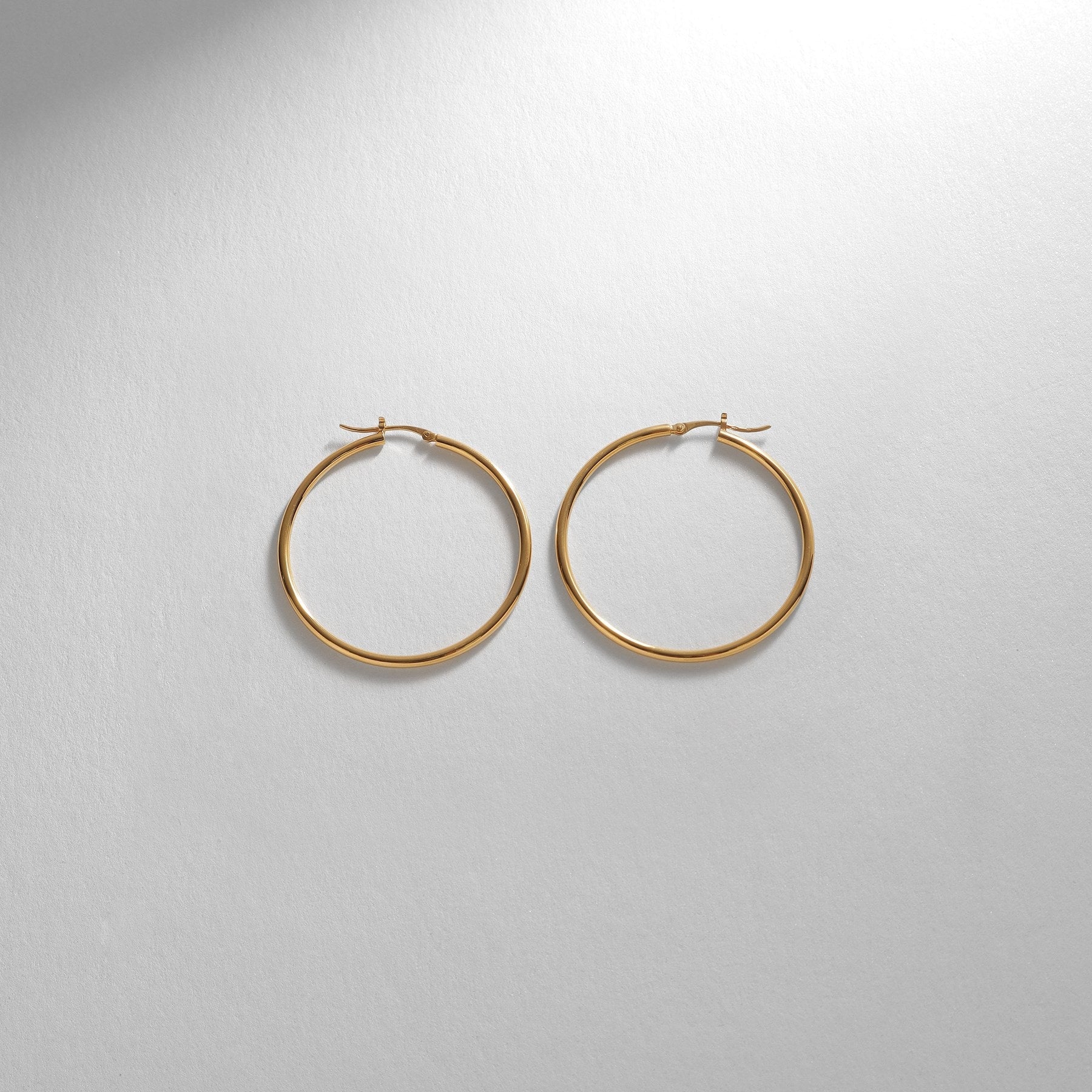 ココシュニック オンキッチュ COCOSHNIK ONKITSCH シルバー ソリッドフープピアスL GP ゴールド(600)