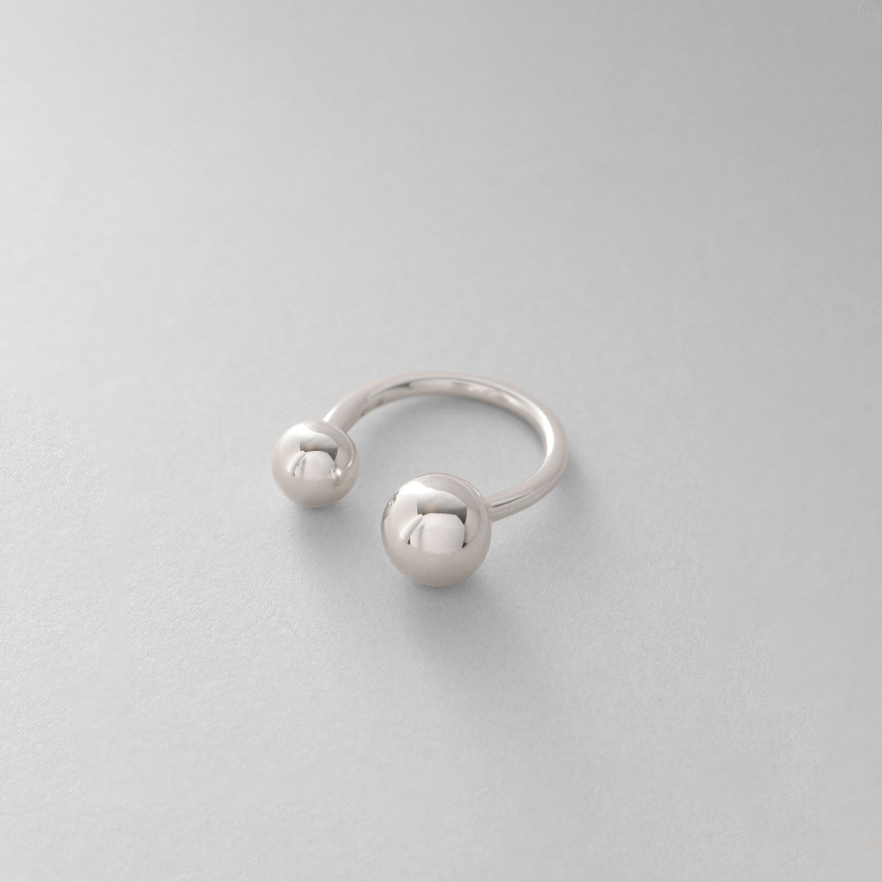 ココシュニック オンキッチュ COCOSHNIK ONKITSCH シルバー ボールオープンリング (シルバー(600)) シルバー(600)