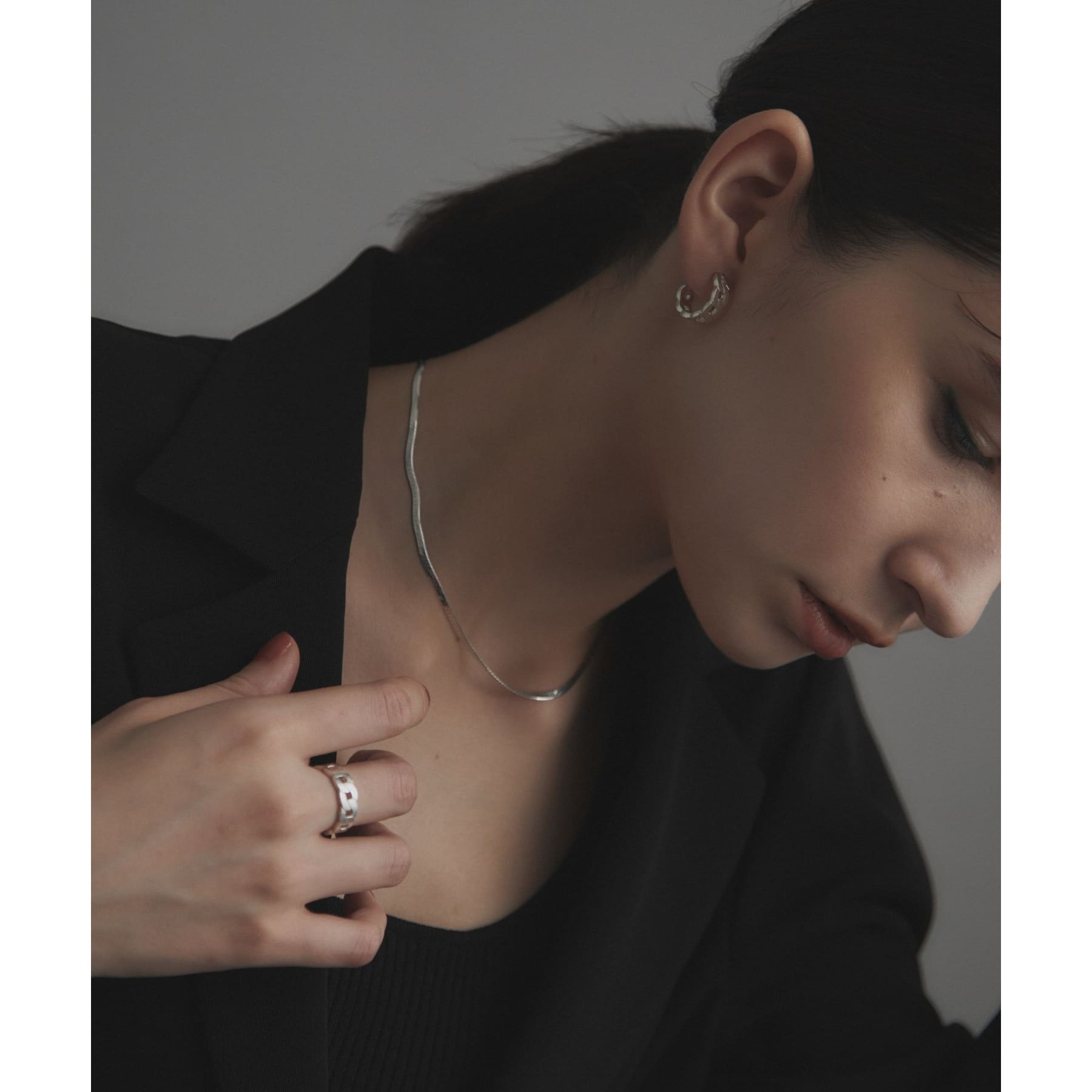 ココシュニック オンキッチュ COCOSHNIK ONKITSCH シルバー デザインチェーン フラットスネークネックレスM (シルバー(600)) シルバー(600)