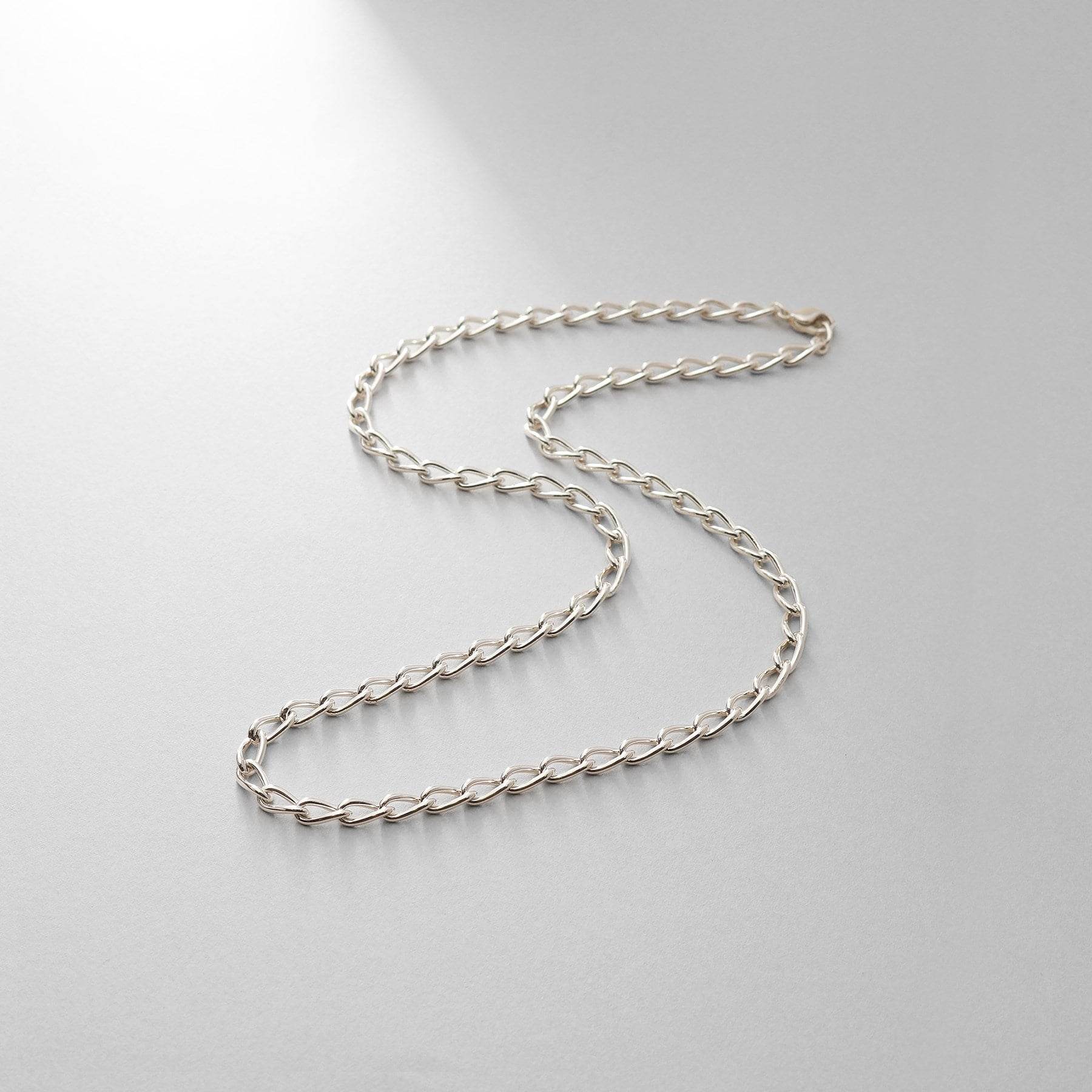 Cocoshnik Onkitsch Silver Design Chain Long Curve Necklace