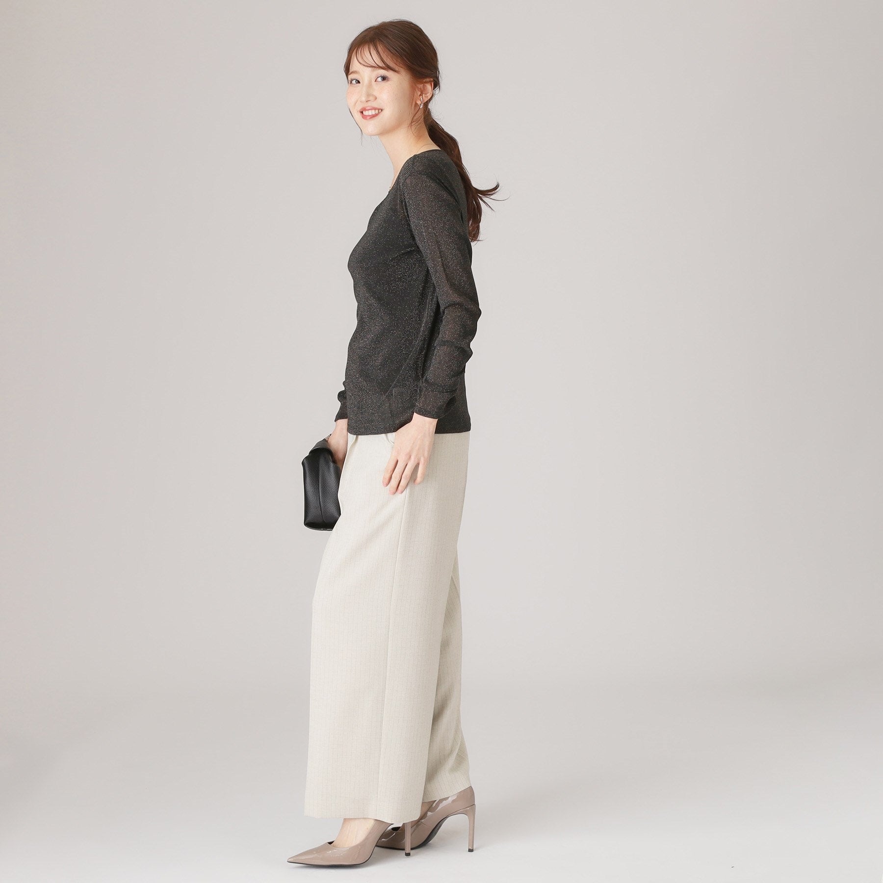 クードシャンス COUP DE CHANCE 【洗える/日本製/ジャケットイン/レイヤードスタイル】シアー感あるラメプルオーバー (ブラック(019)) ブラック(019)