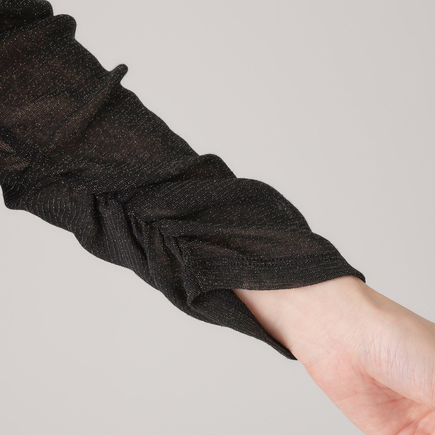 クードシャンス COUP DE CHANCE 【洗える/日本製/ジャケットイン/レイヤードスタイル】シアー感あるラメプルオーバー (ブラック(019)) ブラック(019)