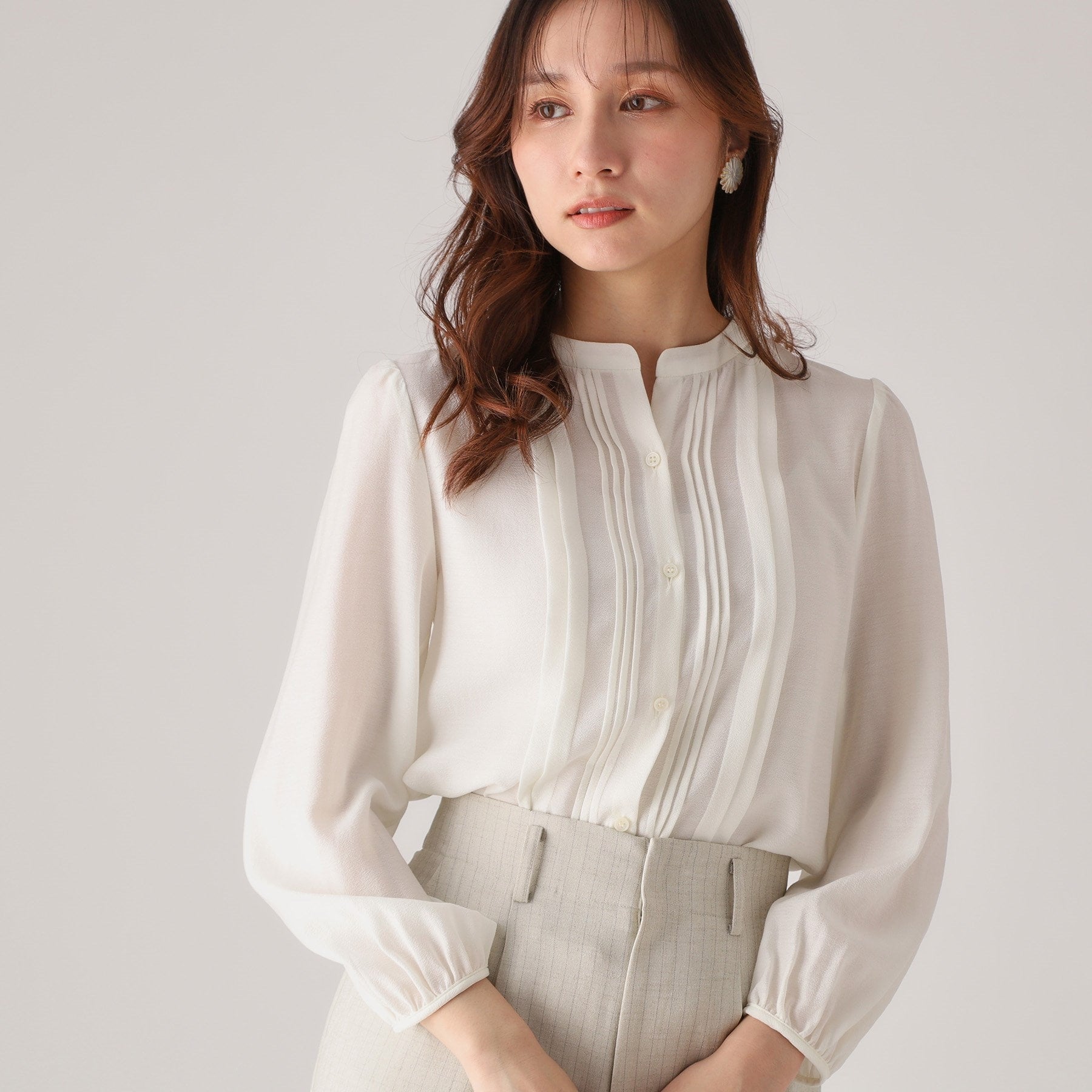 クードシャンス COUP DE CHANCE 【洗える/シアー素材】タックデザインブラウス (ネイビー(094)) ネイビー(094)