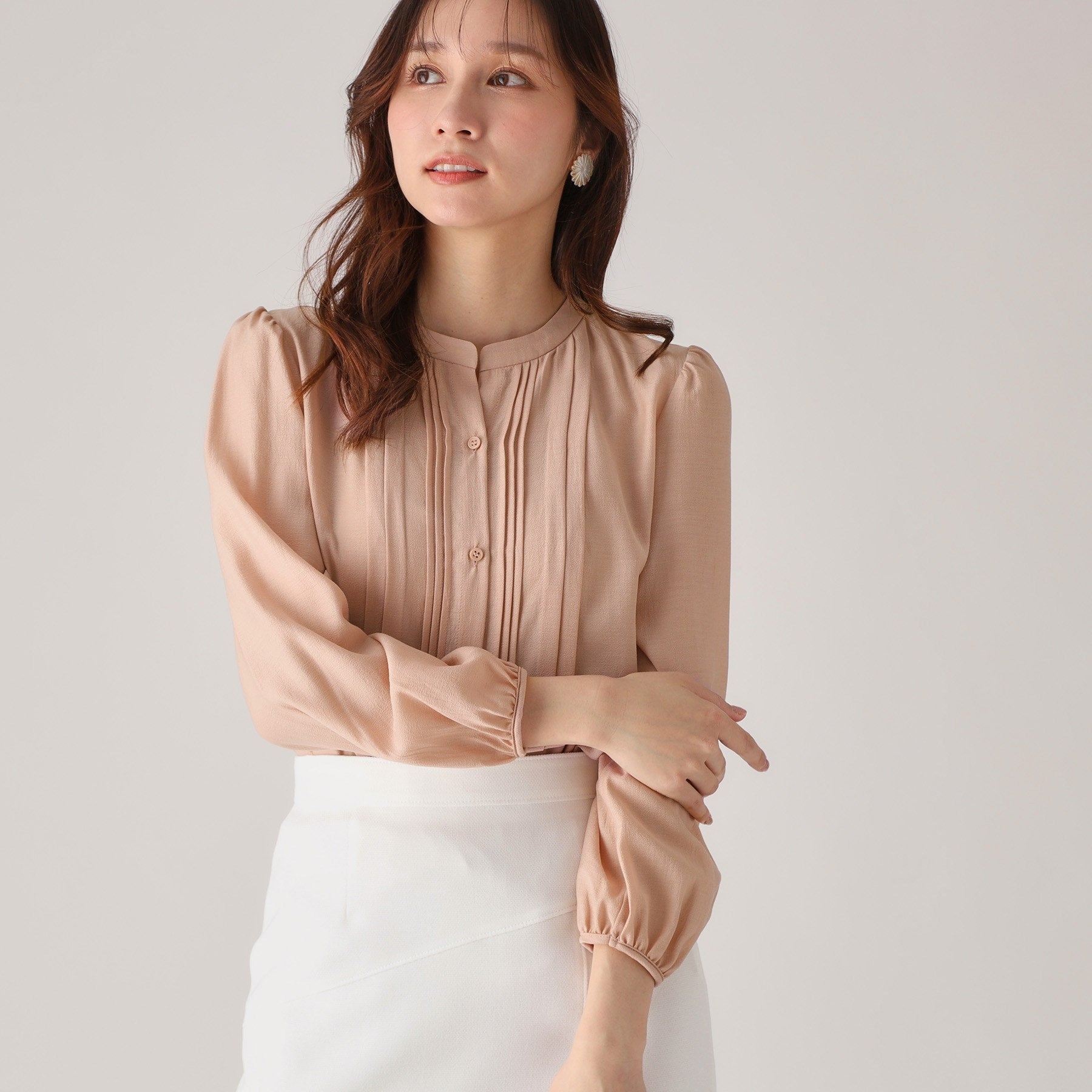 クードシャンス COUP DE CHANCE 【洗える/シアー素材】タックデザインブラウス (ネイビー(094)) ネイビー(094)