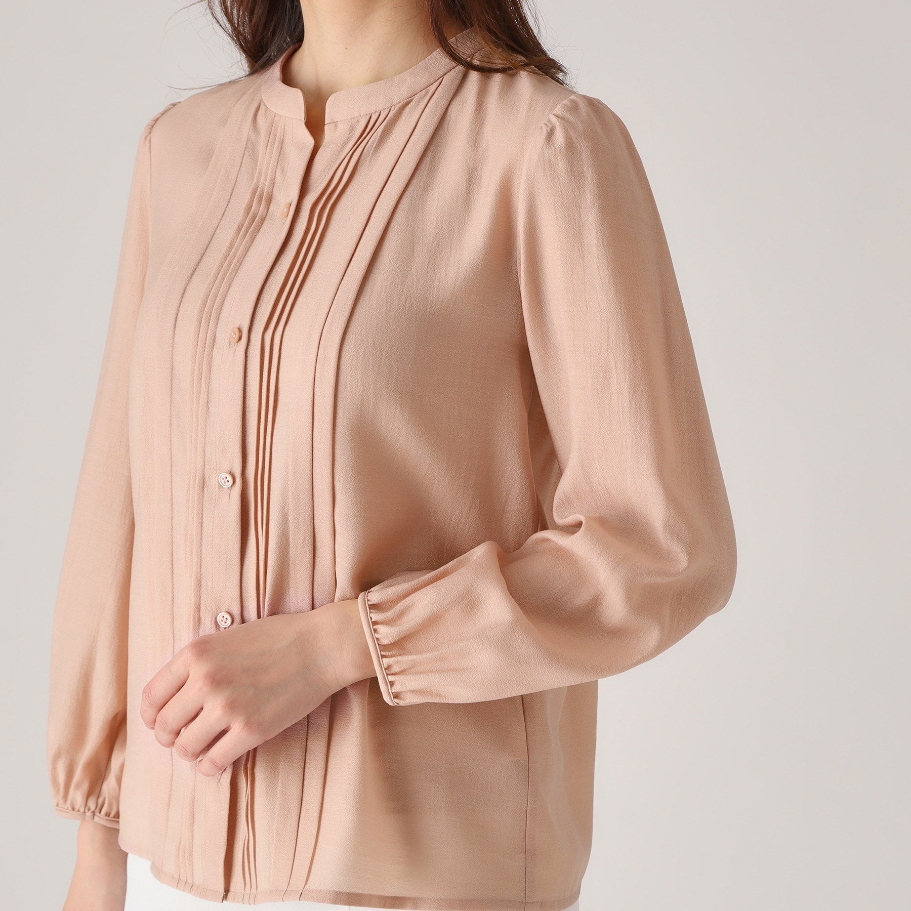 クードシャンス COUP DE CHANCE 【洗える/シアー素材】タックデザインブラウス (ネイビー(094)) ネイビー(094)