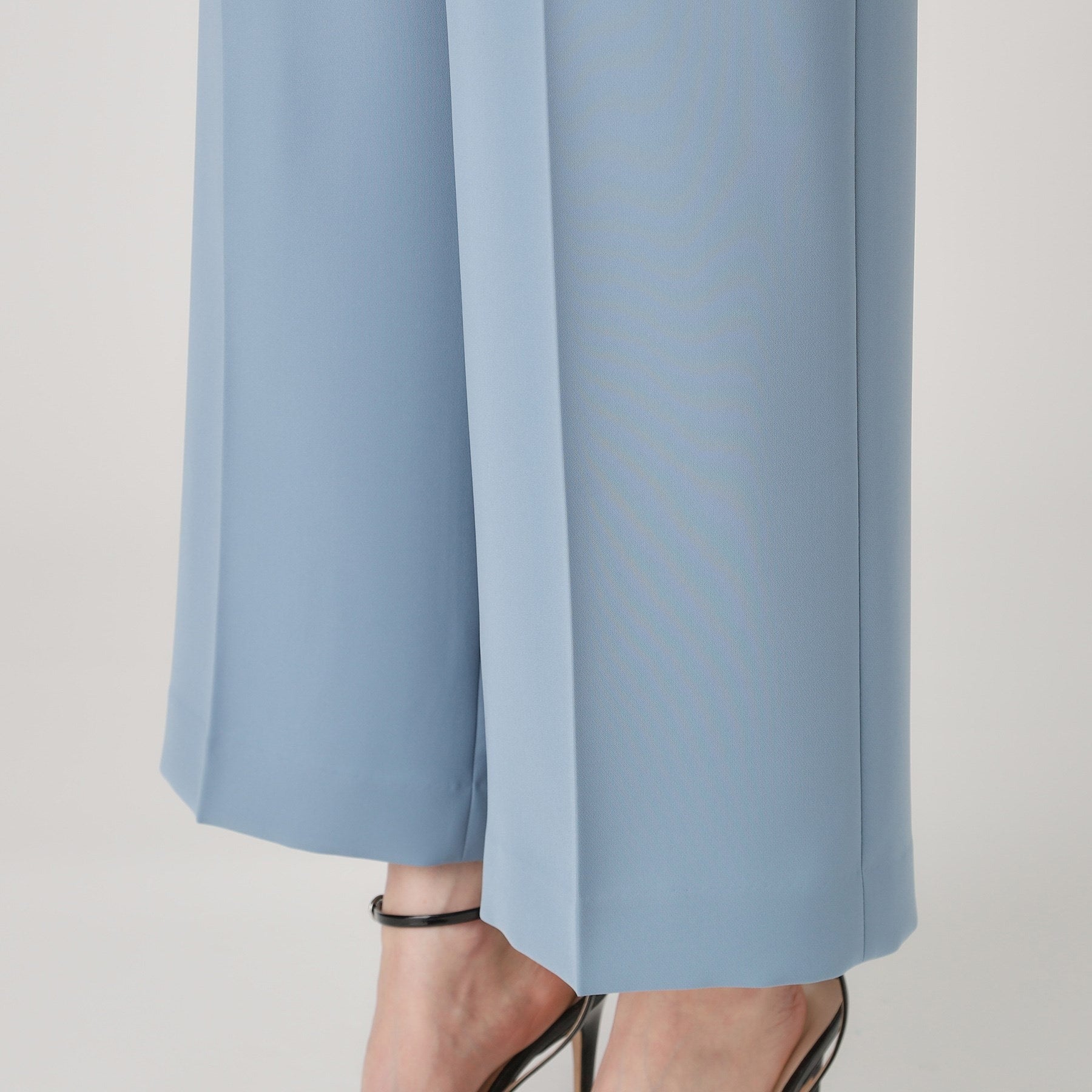 クードシャンス COUP DE CHANCE 【洗える/日本製/裏付き】センタープレス入ワイドパンツ (ブルー(091)) ブルー(091)