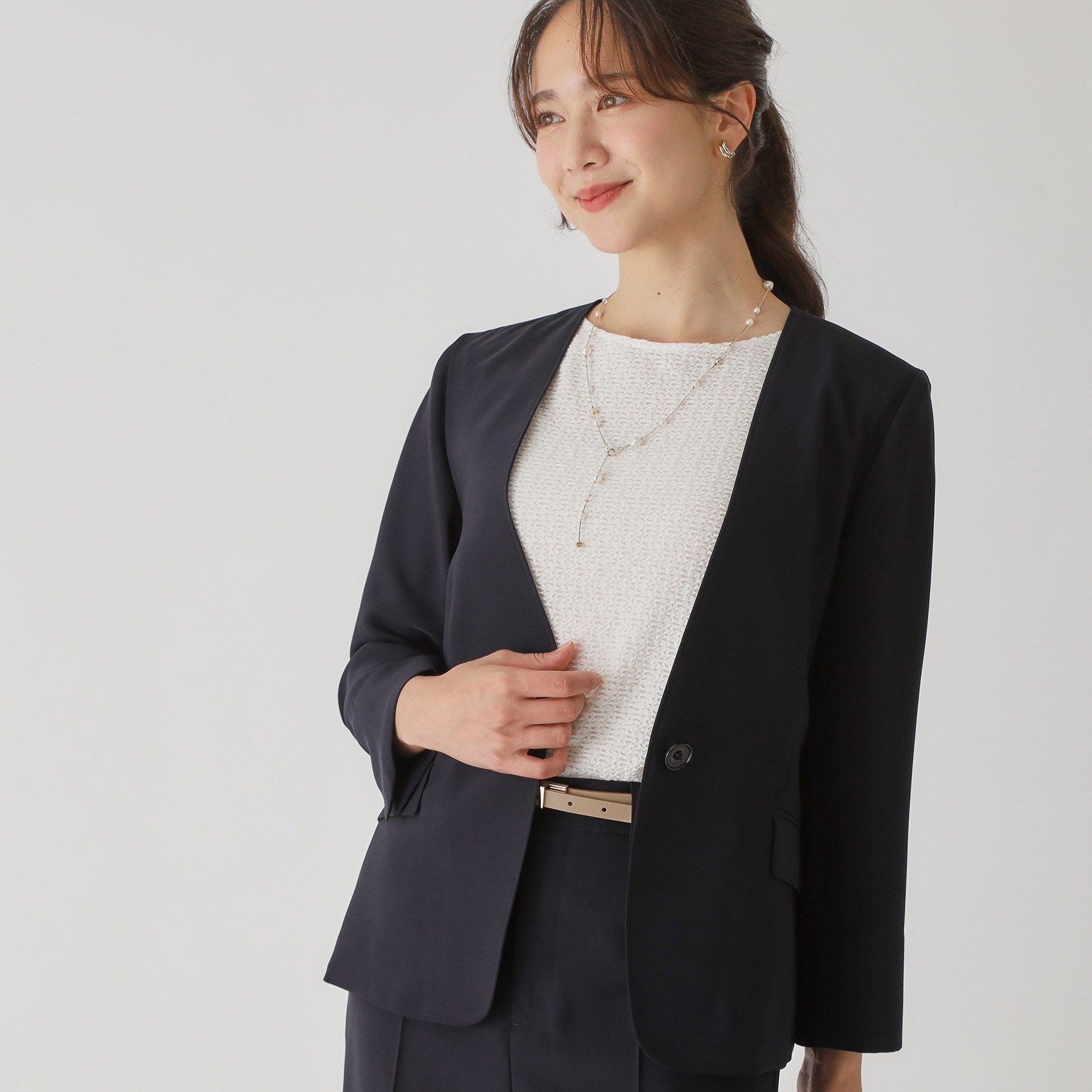 クードシャンス COUP DE CHANCE 【手洗い可/接触冷感/日本製/裏無し】8分袖ノーカラージャケット (グレージュ(050)) グレージュ(050)