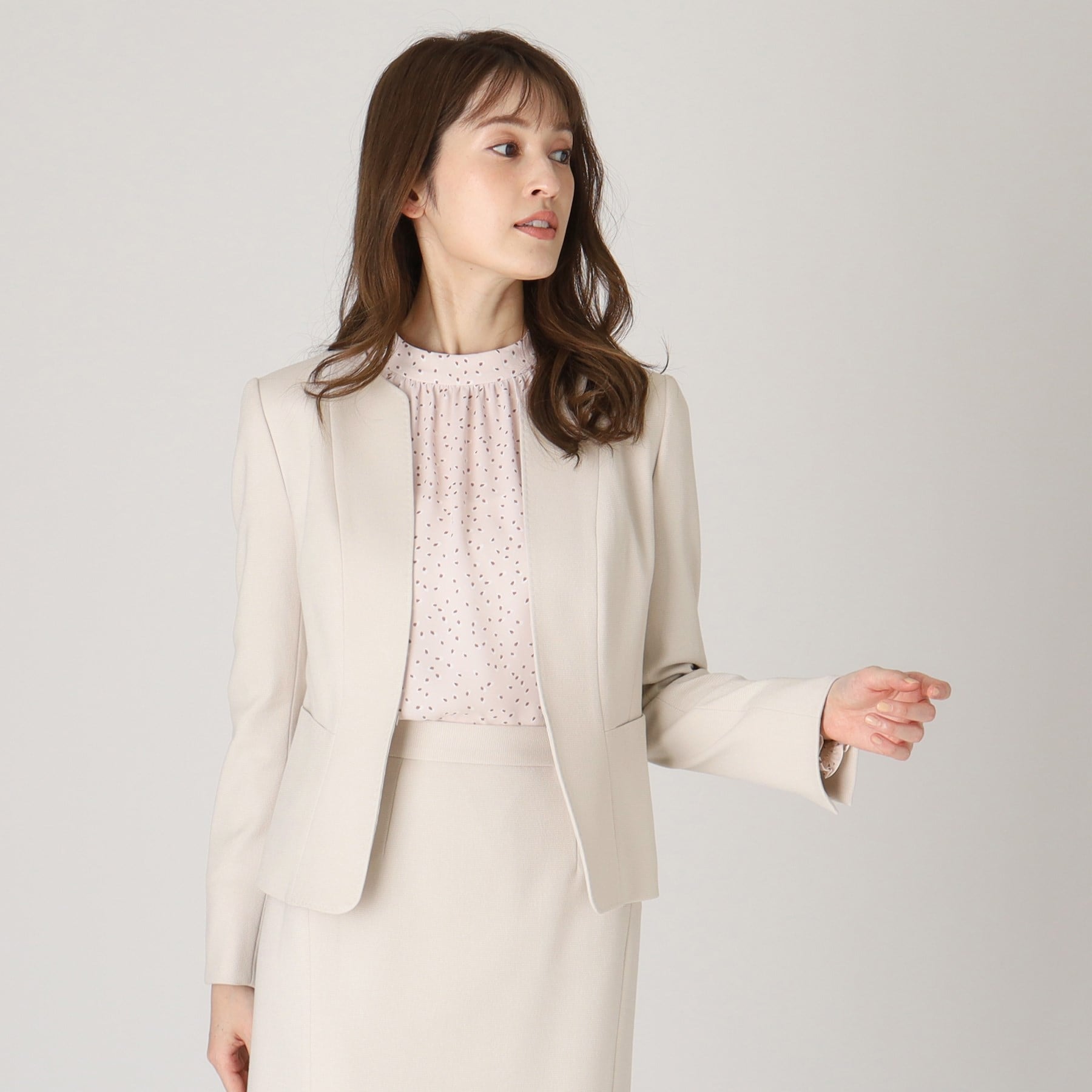 クードシャンス COUP DE CHANCE 【洗える/日本製/通勤/スーツ可】360°美シルエット!優しく華やかなノーカラージャケット