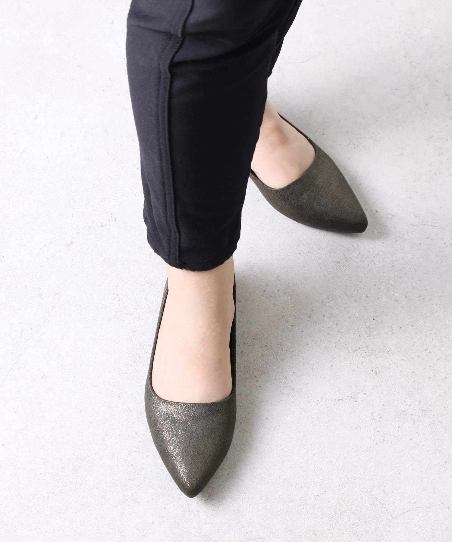 コカ COCA エレガンスポインテッドトゥパンプス (カーキ) カ-キ