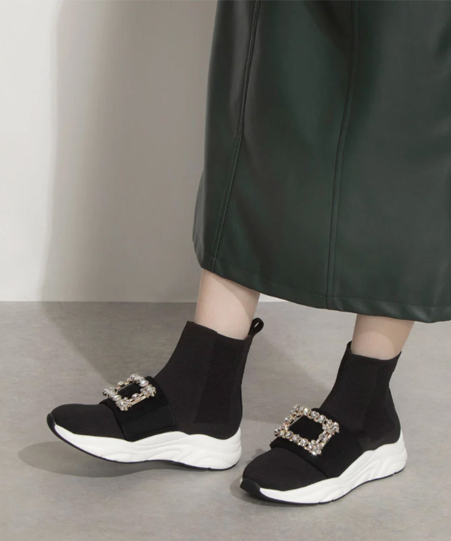 コカ COCA ビジューバックル ニットショートブーツ (ブラック) ブラック