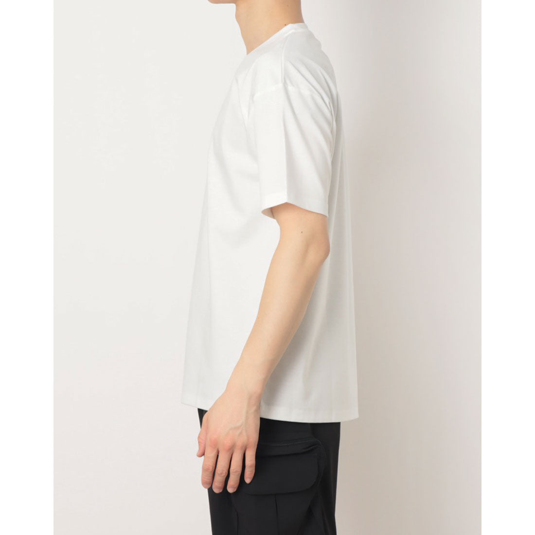 コムサイズム COMME CA ISM 「MADE IN JAPAN」 シルキーポンチ Tシャツ (ホワイト) ホワイト