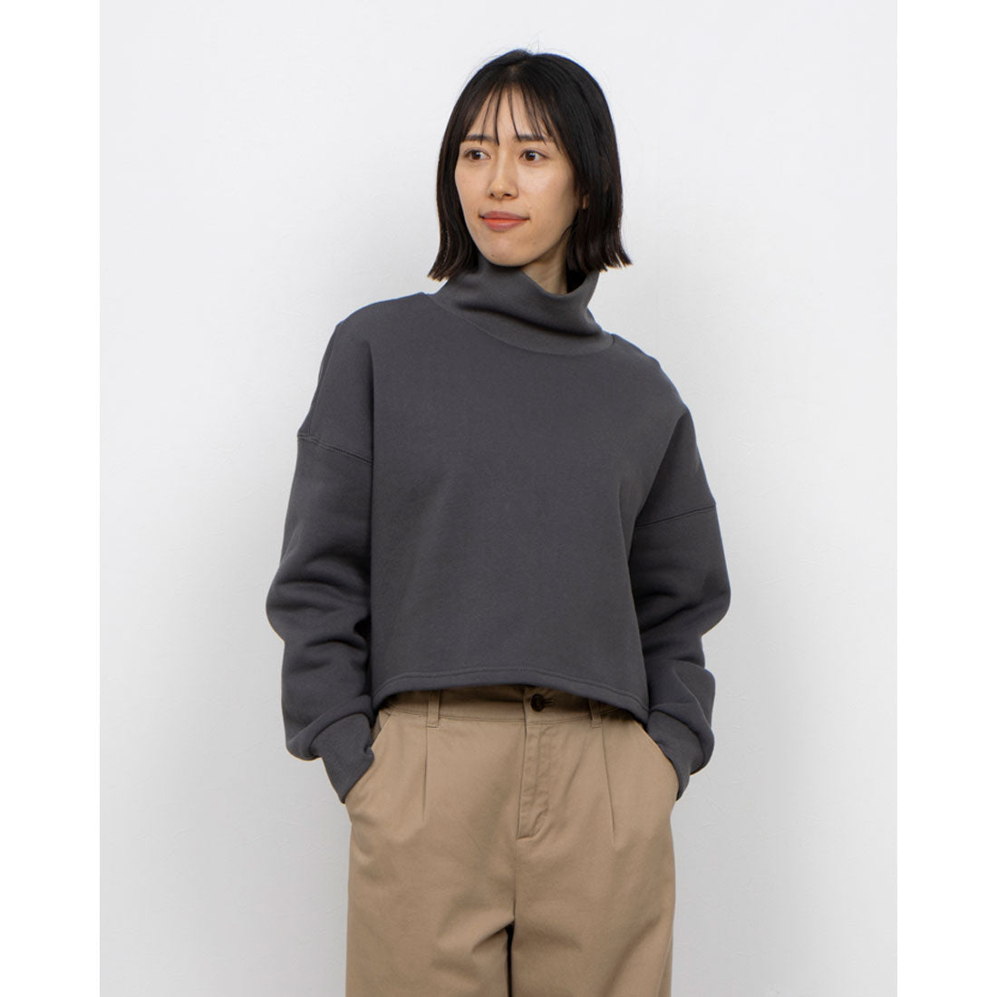 コムサイズム COMME CA ISM 裏起毛 ショート丈 ハイネックトレーナー