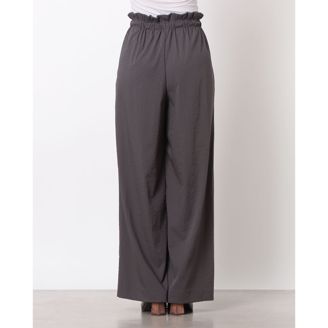 コムサイズム COMME CA ISM レーヨンナイロンヴィンテージ ドロストイージーパンツ (チャコール) チャコール
