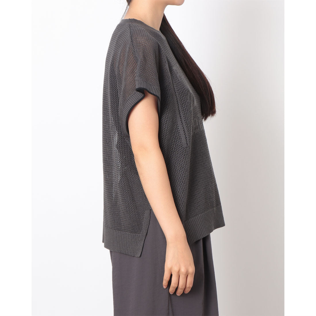 コムサイズム COMME CA ISM 【ウォッシャブル】ロゴメッシュニット (チャコール) チャコール