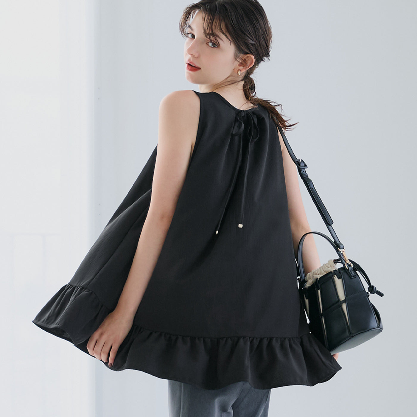 コカ coca 裾切替フレアチュニック (Black) Black