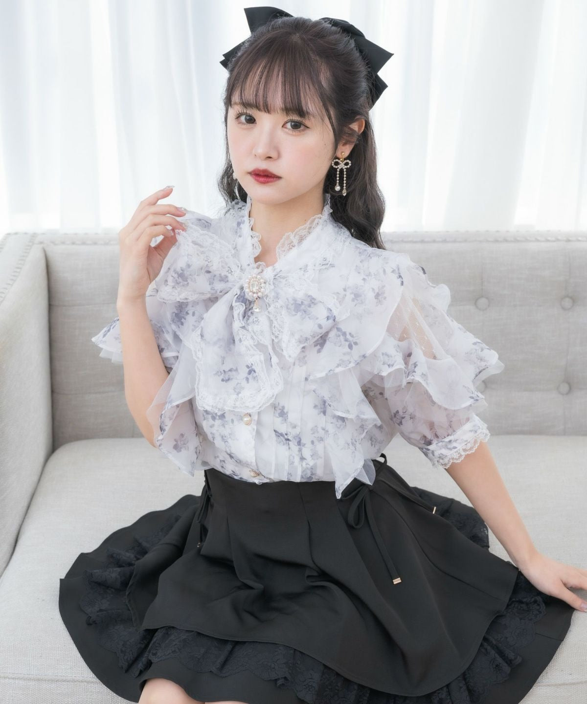 クチュールバイロジータ couture BY ROJITA ボウタイリボンラッフルブラウス (マルチ) マルチ