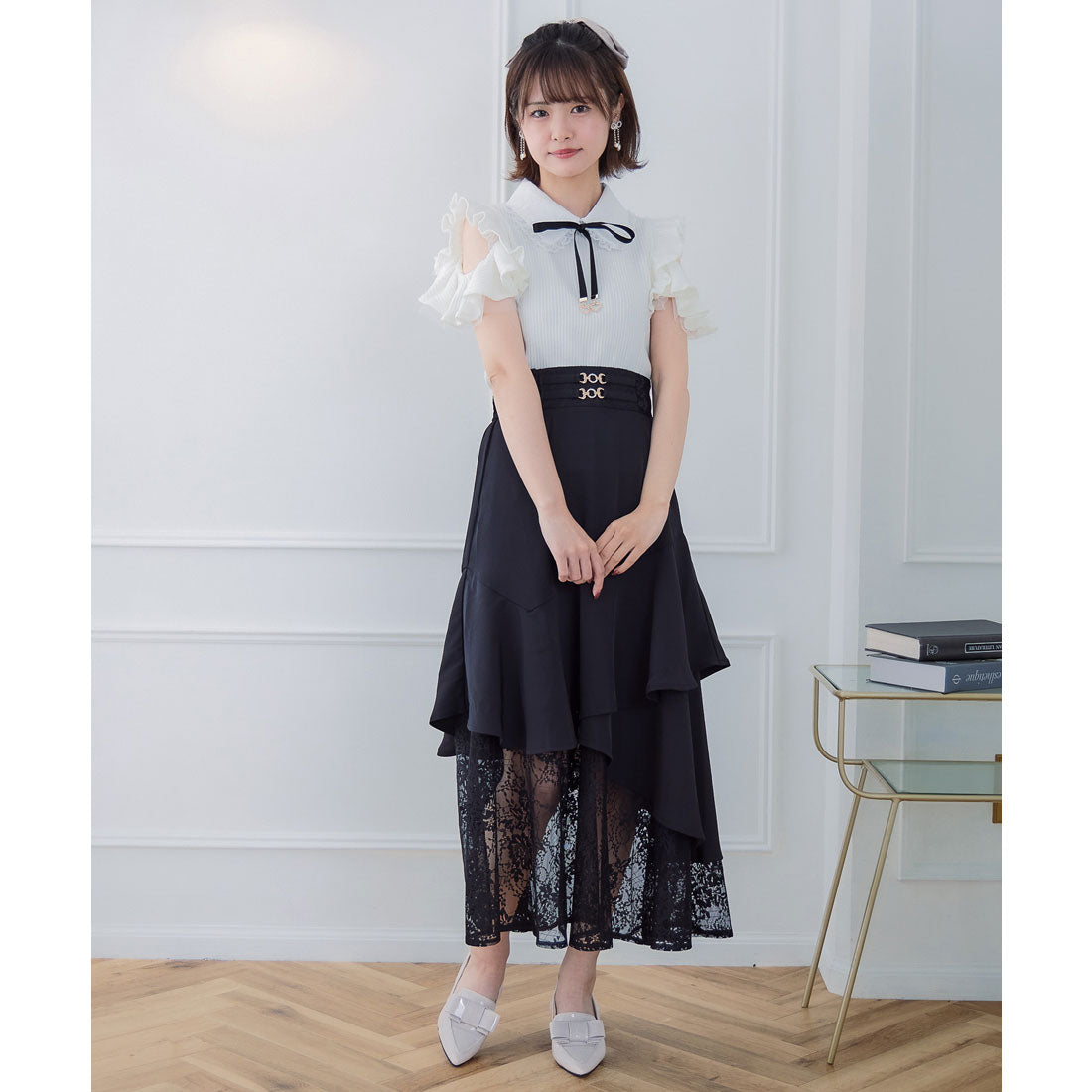 クチュールバイロジータ couture BY ROJITA ショルダーラッフルフリルトップス (ブラック) ブラック