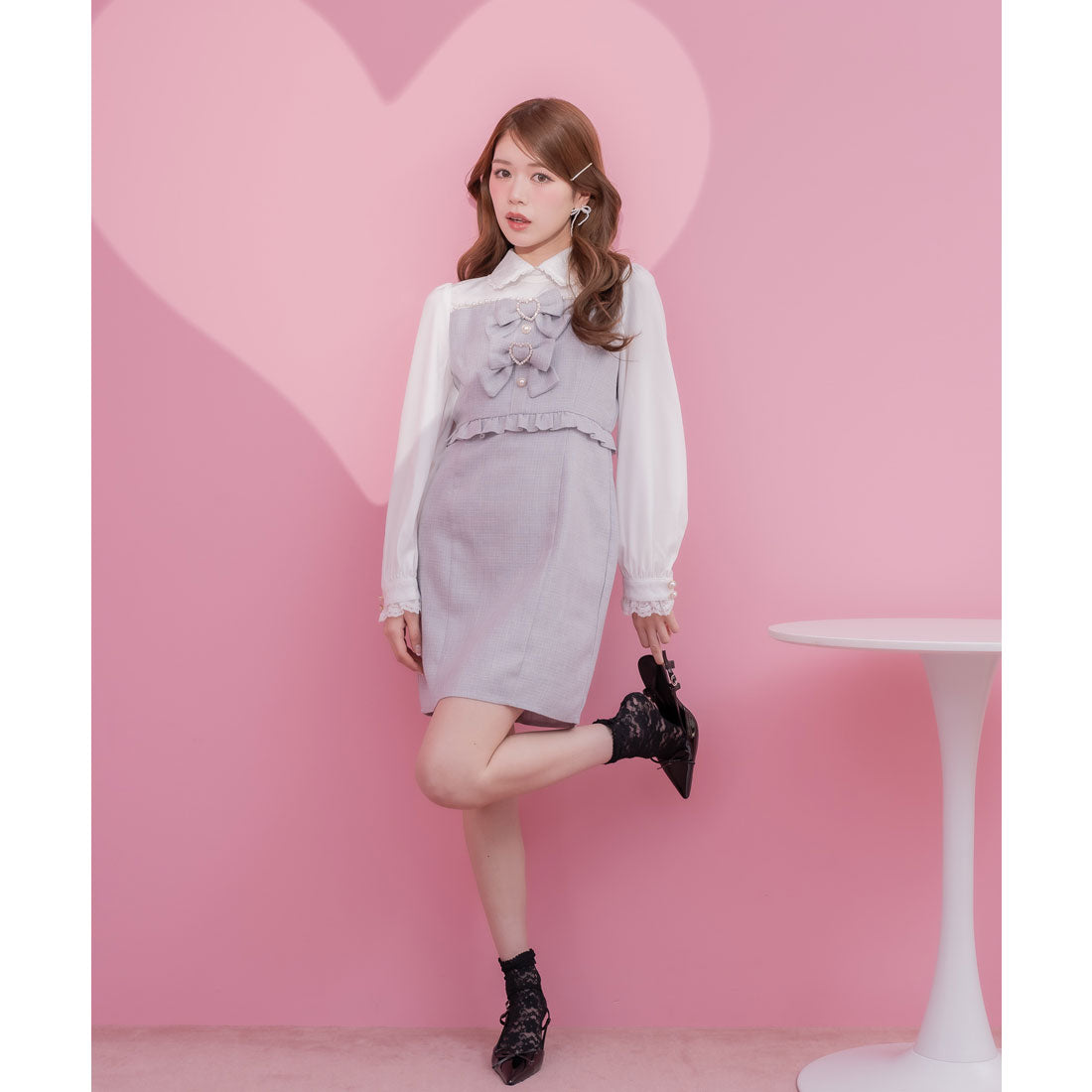 クチュールバイロジータ couture BY ROJITA パールライン切替ダブルリボン付ワンピース (グレー) グレー