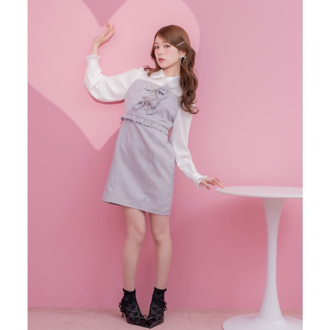 クチュールバイロジータ couture BY ROJITA パールライン切替ダブルリボン付ワンピース (グレー) グレー