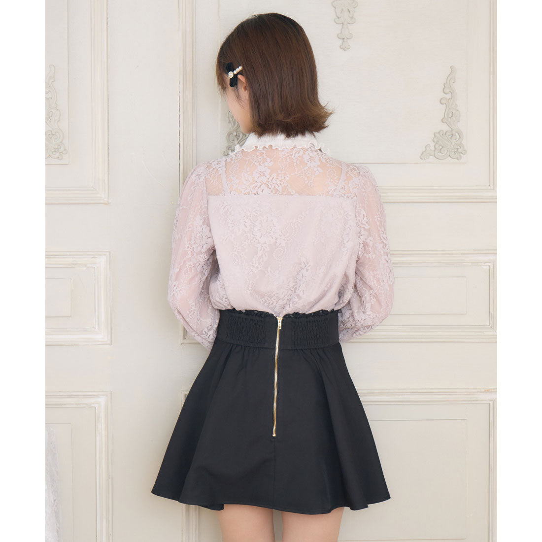 クチュールバイロジータ couture BY ROJITA モノグラムブローチレースブラウス (ブラック) ブラック