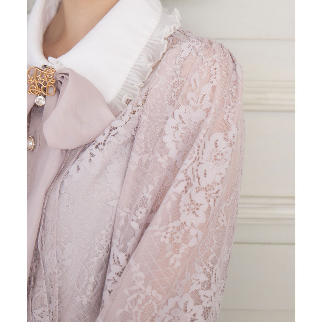 クチュールバイロジータ couture BY ROJITA モノグラムブローチレースブラウス (ブラック) ブラック