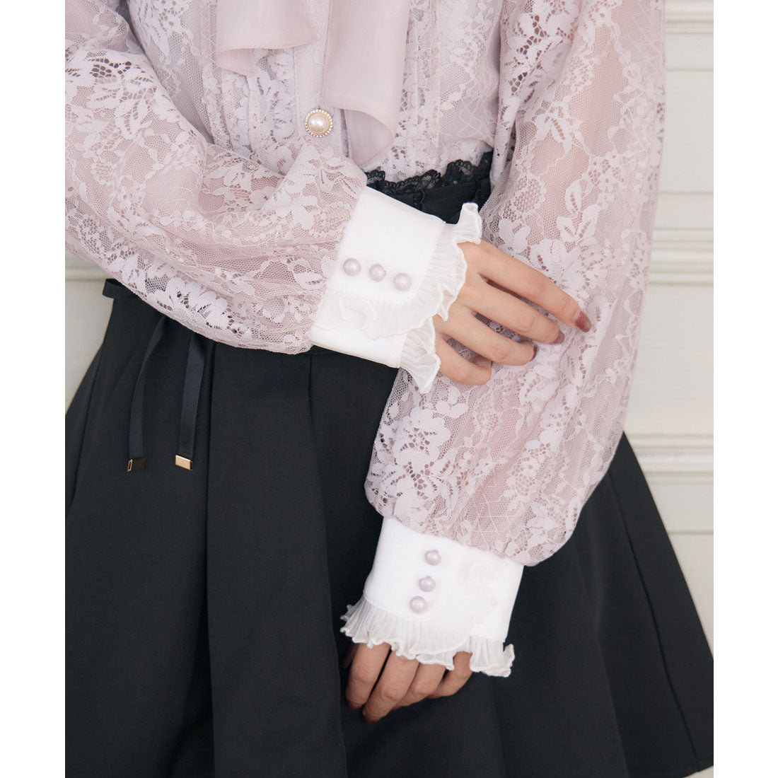 クチュールバイロジータ couture BY ROJITA モノグラムブローチレースブラウス (ブラック) ブラック