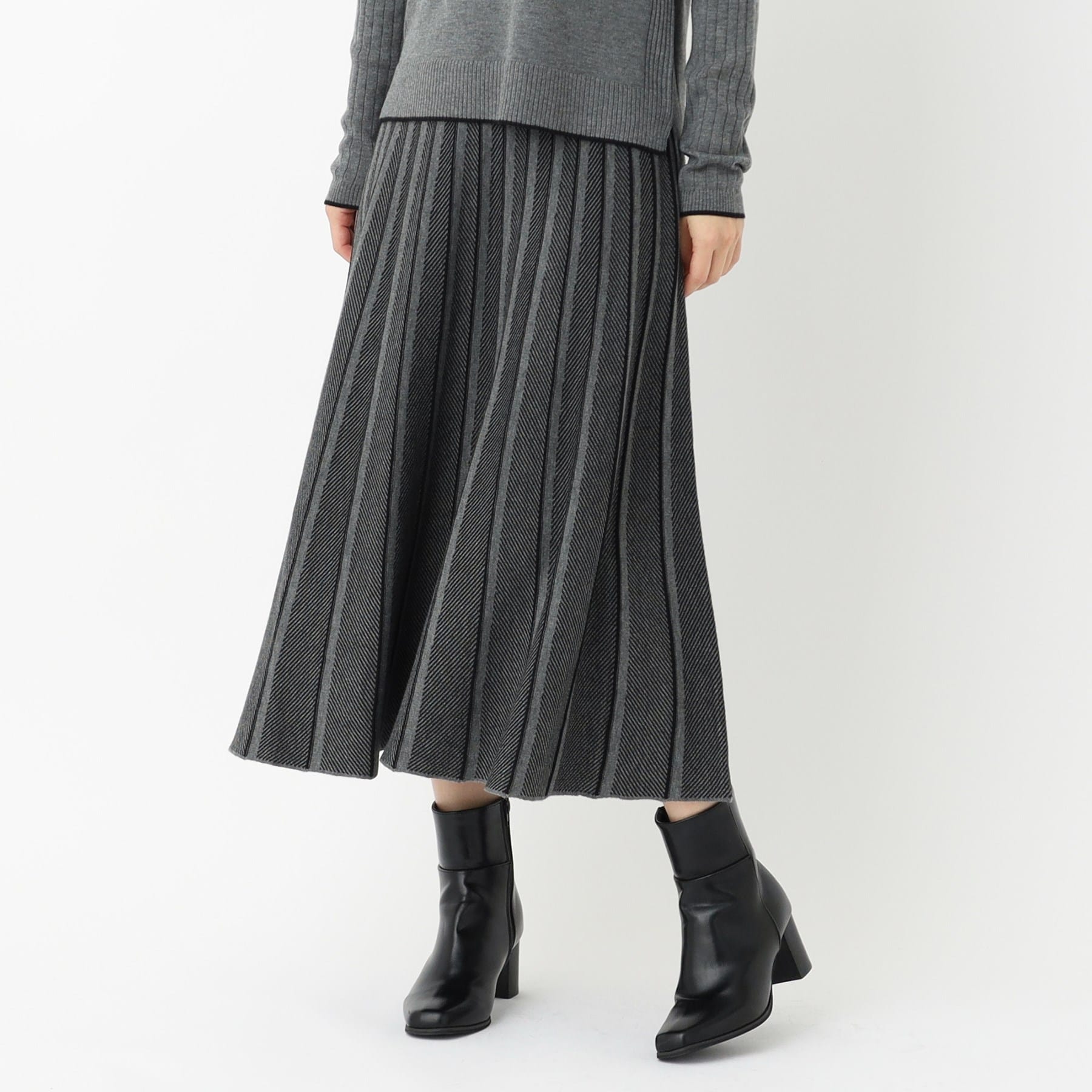 コルディア CORDIER 【セットアップ/S~3Lサイズ】アーバンヤーンニットスカート (ブルー(493)) ブルー(493)