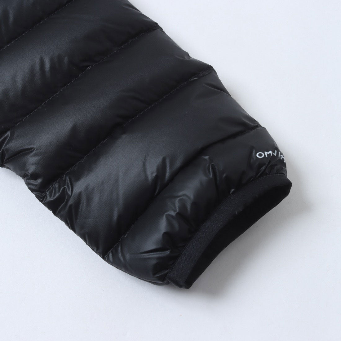 コロンビア Columbia アークティッククレストダウンフードジャケット ジャケット (ブラック) ブラック